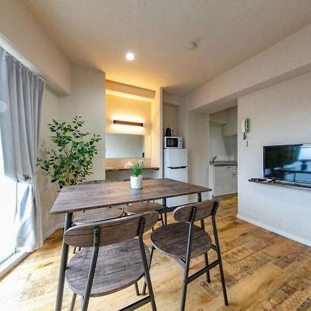 Appartement Early Arc Ōsaka Extérieur photo