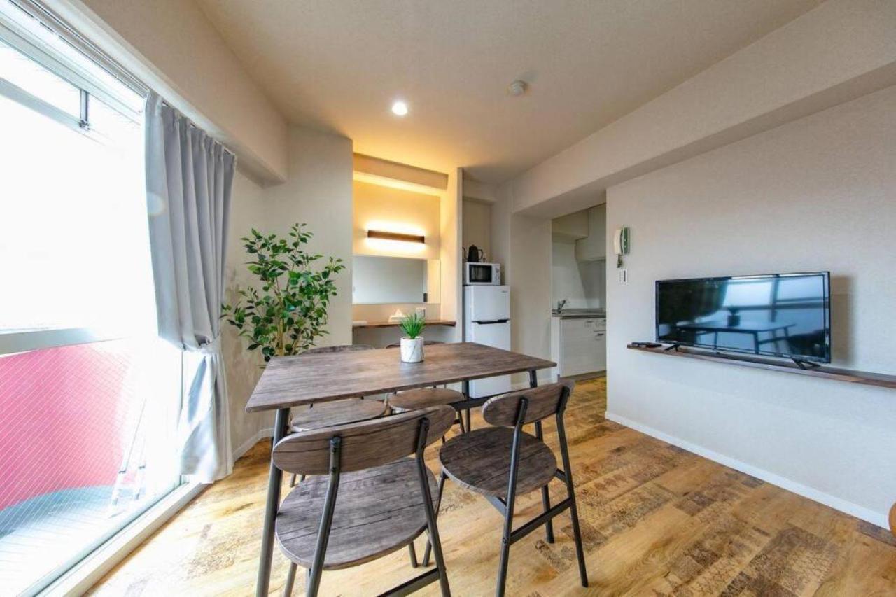 Appartement Early Arc Ōsaka Extérieur photo